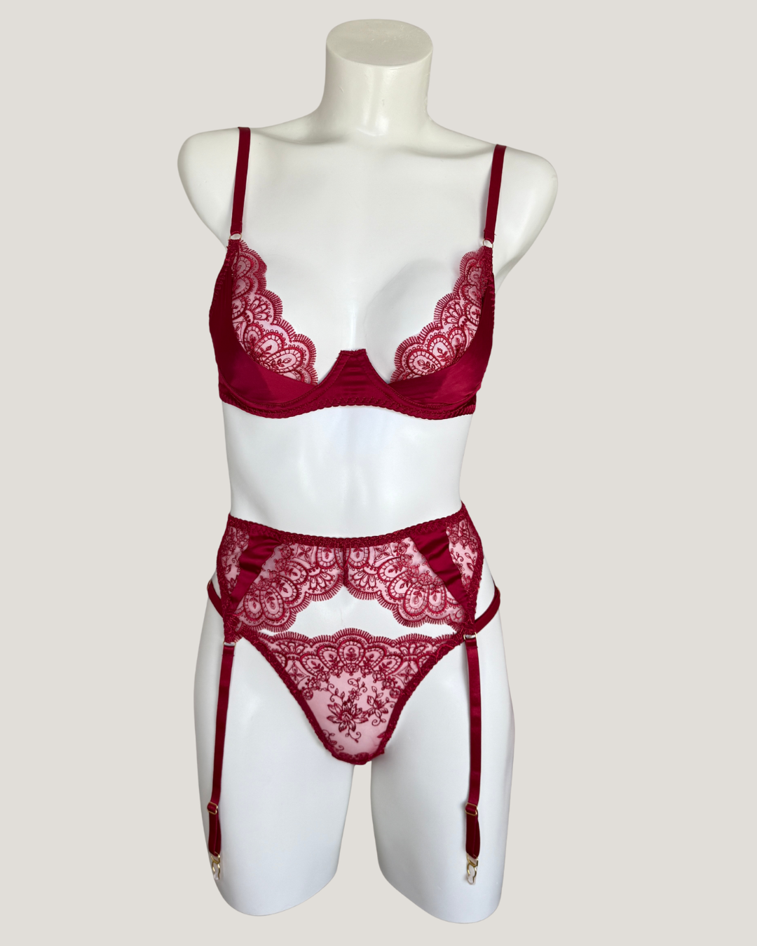 Maroon Muse Pre-Order Delivery in 2 weeks