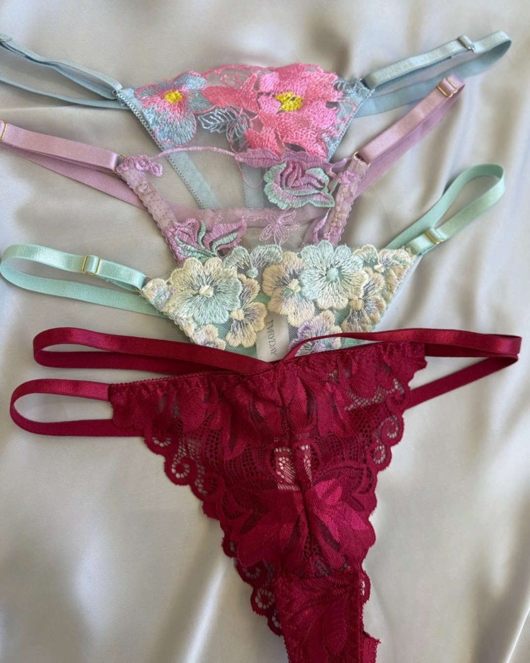 Pack of 4 undies- Size Small